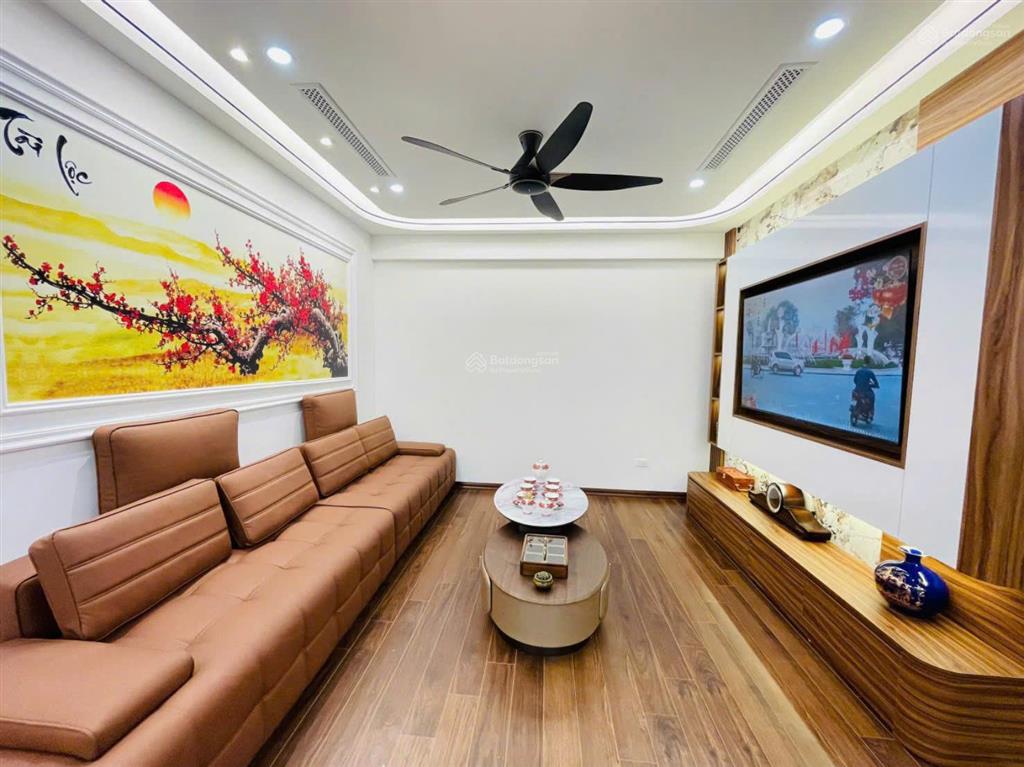 Tôi bán căn hộ n09b2 thành thái, cầu giấy 125m 3pn, 2wc giá chỉ 11.45 tỷ