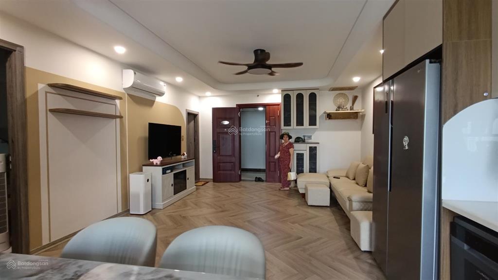Tôi bán căn hộ phennika 1 hòa lạc, 46m2 sổ đỏ, đầy đủ đồ