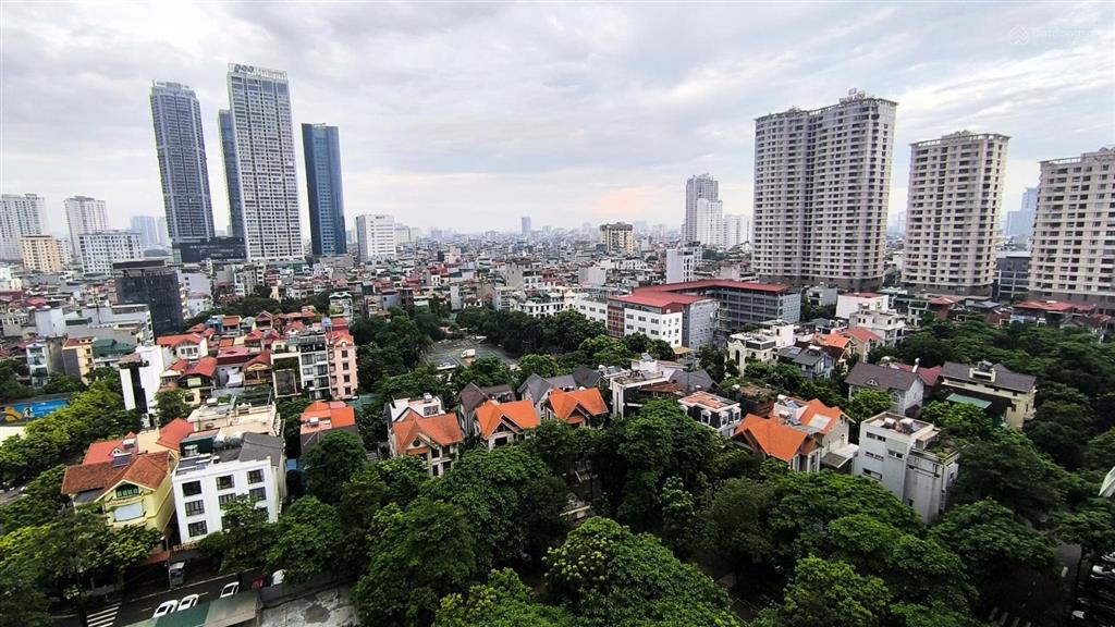Bán căn hộ n04b1 thành thái 60m 2 phòng ngủ full đồ, view công viên, giá tốt