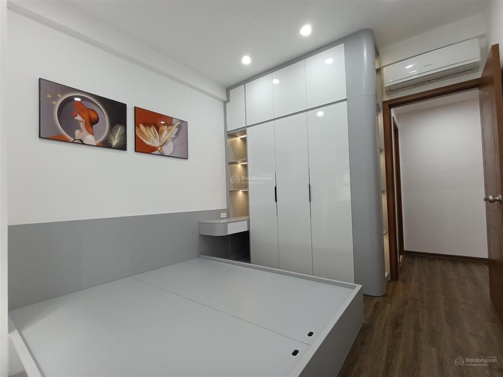 Quá rẻ! căn hộ ct2 hoàng cầu 65m2 2 phòng ngủ chỉ 5 tỷ