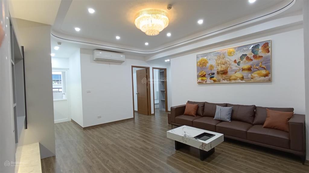 Quá rẻ! căn hộ ct2 hoàng cầu 65m2 2 phòng ngủ chỉ 5 tỷ