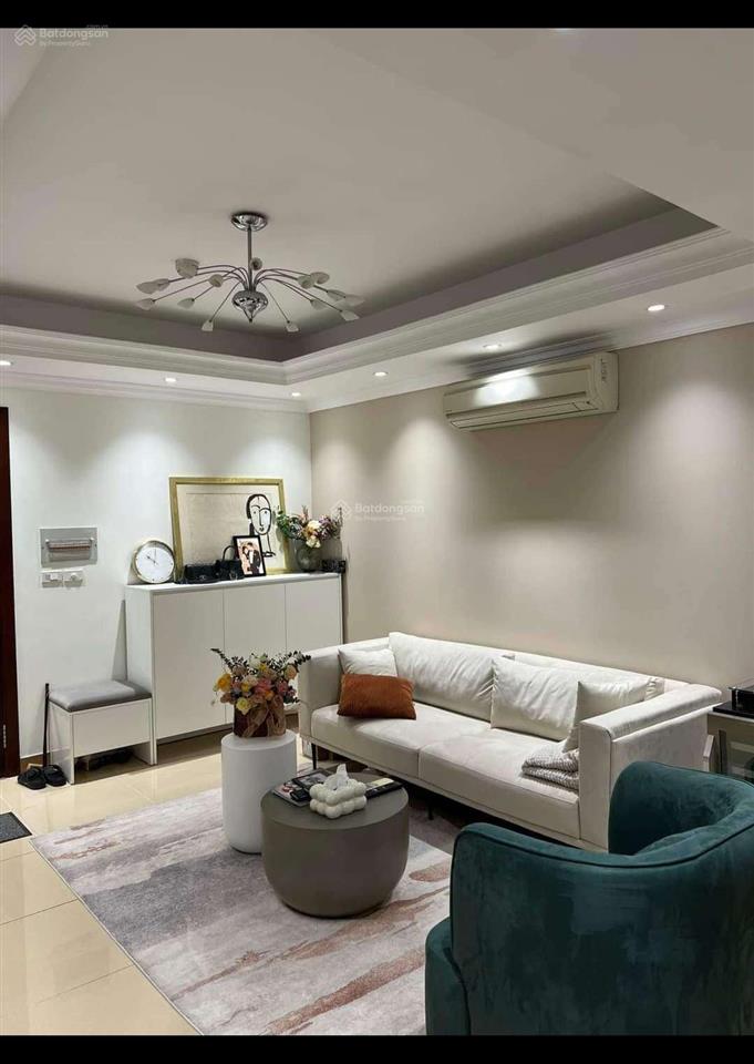 Bán căn hộ green park 105m, 3 phòng ngủ, ban công đông nam chỉ 8.86 tỷ