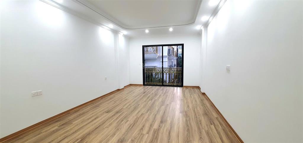 Bán nhà khu pl ngõ 199 trần quốc hoàn, dt50m2x7 tầng thang máy. giá 21,7 tỷ
