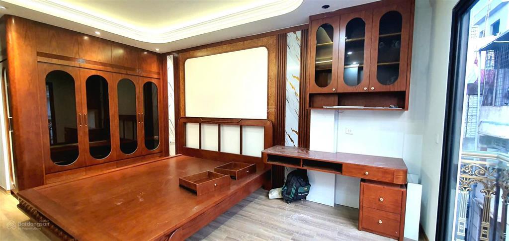 Bán nhà khu pl ngõ 199 trần quốc hoàn, dt50m2x7 tầng thang máy. giá 21,7 tỷ