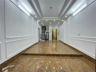 Siêu phẩm văn miếu nhà mới 6 tầng thang máy lô góc 2 mặt thoáng cách phố 20m  14,8 tỷ