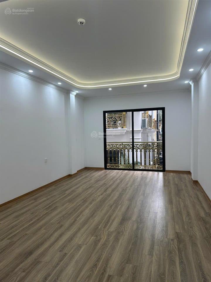 Bán nhà 1150 đường láng, đống đa dt45m2x7 tầng thang máy, ngõ thông kinh doanh, gần phố,giá 15.7 tỷ