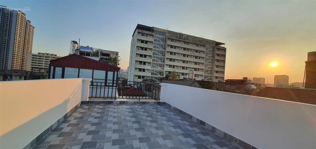 Bán nhà 1150 đường láng, đống đa dt45m2x7 tầng thang máy, ngõ thông kinh doanh, gần phố,giá 15.7 tỷ