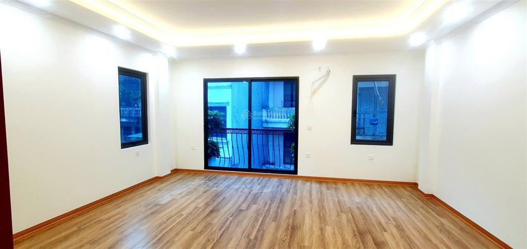 Bán nhà ngõ 381 nguyễn khang, cầu giấy, ngõ thông oto, kinh doanh, xây mới 7 tầng thang máy, lô góc