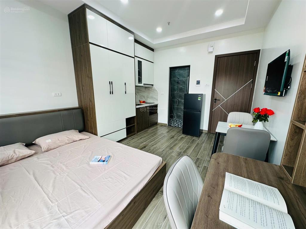 Mình còn 1 phòng số 10 ngõ 445 nguyễn khang thông ngõ 79 cầu giấy giá 6,5 tr