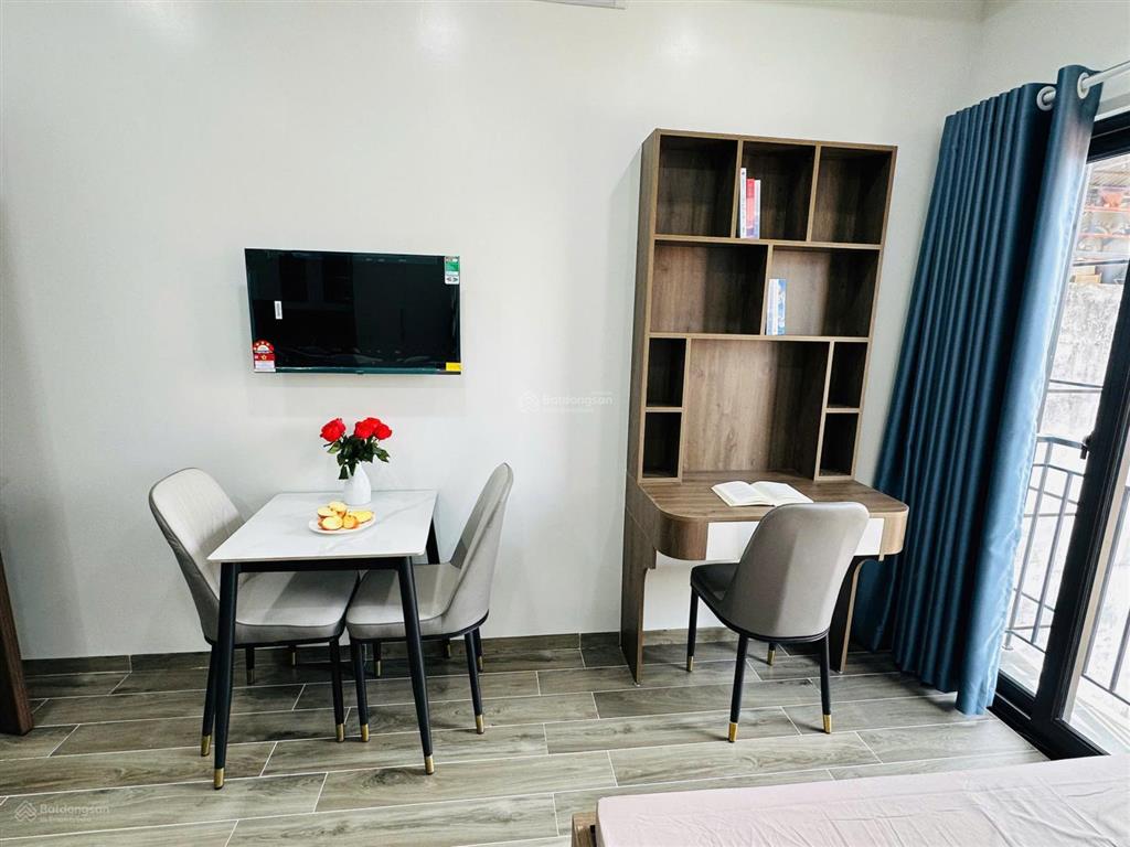 Mình còn 1 phòng số 10 ngõ 445 nguyễn khang thông ngõ 79 cầu giấy giá 6,5 tr