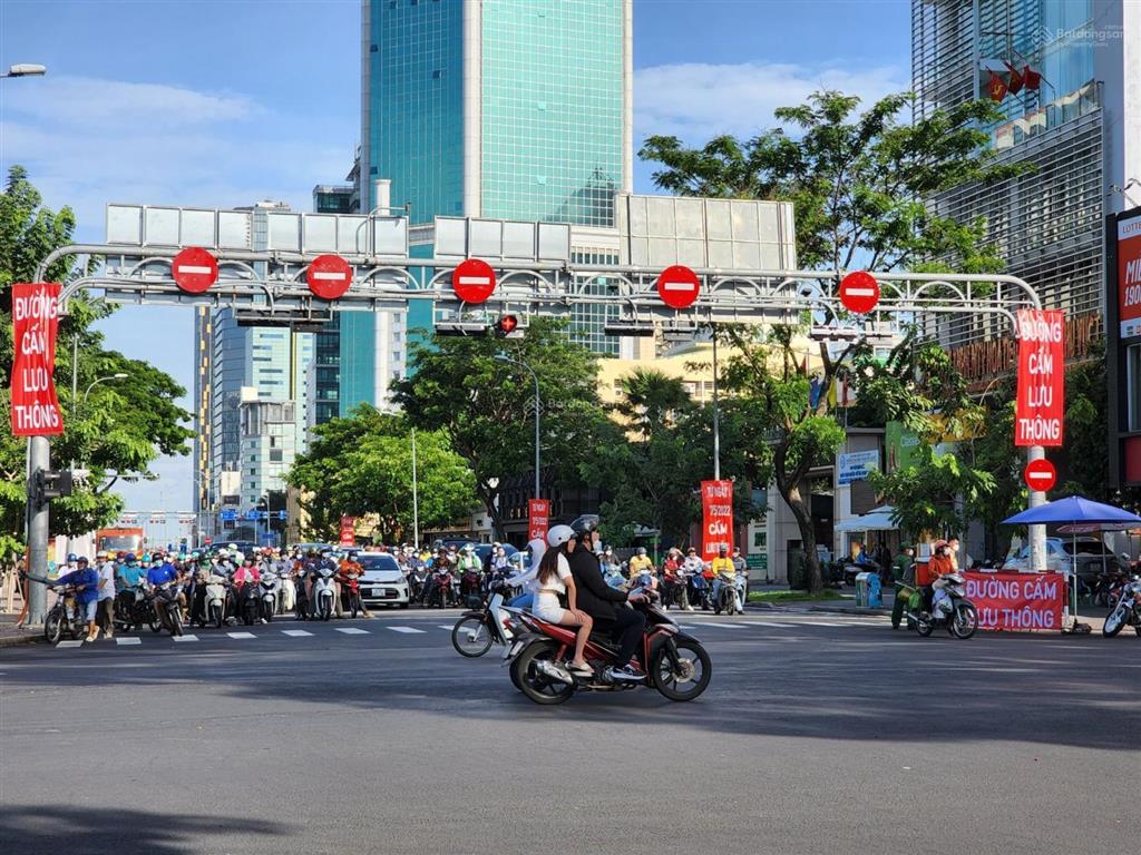 Rất hiếm! bề ngang 7.5m  bán nhà mặt tiền điện biên phủ (2 chiều), q1. kc mới 7 tầng giá 23 tỷ tl