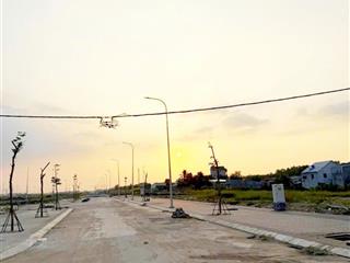 Bán lô đất đối viện công viên hồ bán nguyệt 2,1ha thích hợp kinh doanh mua bán