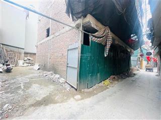 42m2 đất, trục chính ngõ bắc lãm, tiện kinh doanh , đã có giấy phép xd, giá chỉ hơn 6 tỷ