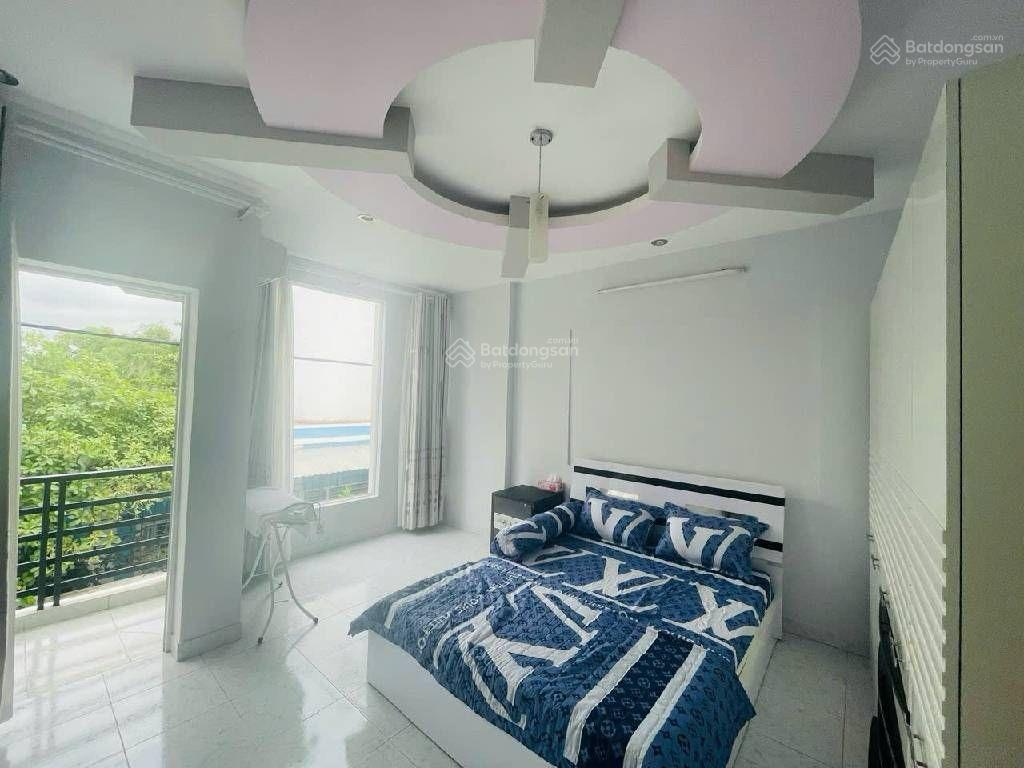 4.3 x 13m  trệt 2 lầu st  4pn3wc  huỳnh tấn phát q7  nhà mới cứng ở ngay