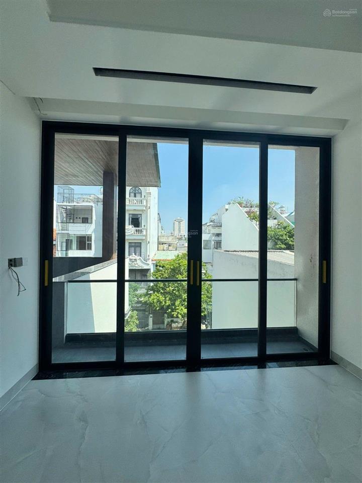 Biệt thự mặt tiền nằm lòng tân quy  lâm văn bền quận 7  nhà hiện đại có thang máy