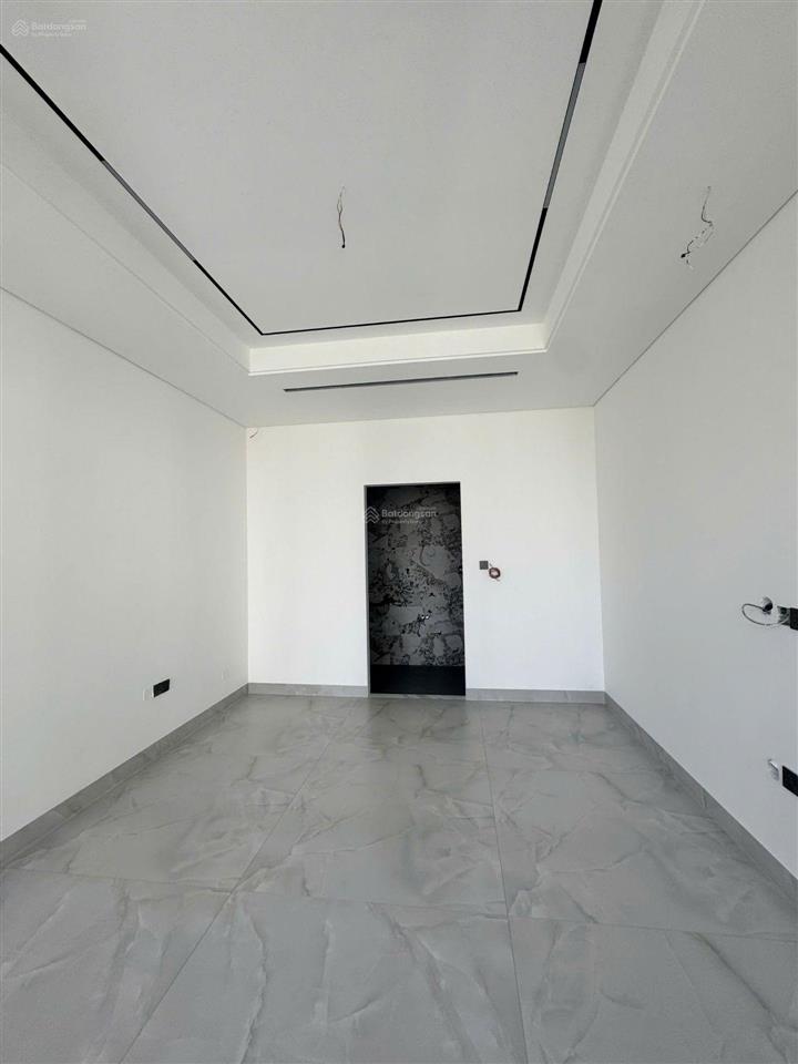 Biệt thự mặt tiền nằm lòng tân quy  lâm văn bền quận 7  nhà hiện đại có thang máy