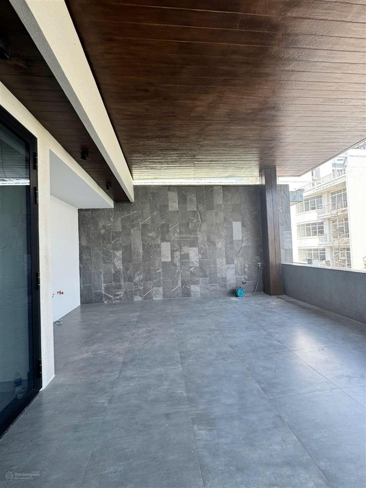 Biệt thự mặt tiền nằm lòng tân quy  lâm văn bền quận 7  nhà hiện đại có thang máy