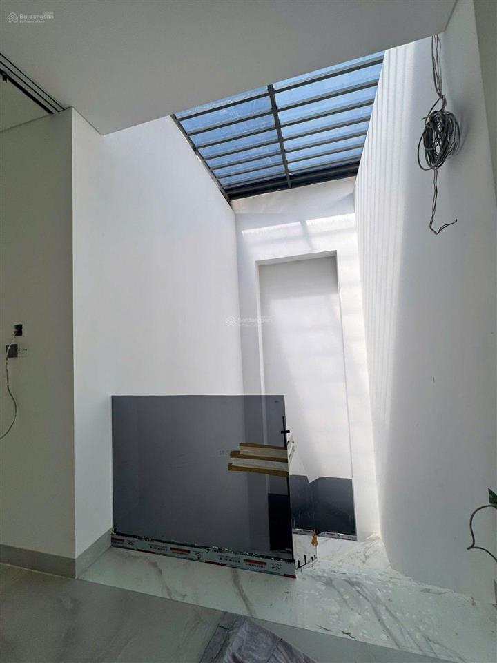 Biệt thự mặt tiền nằm lòng tân quy  lâm văn bền quận 7  nhà hiện đại có thang máy