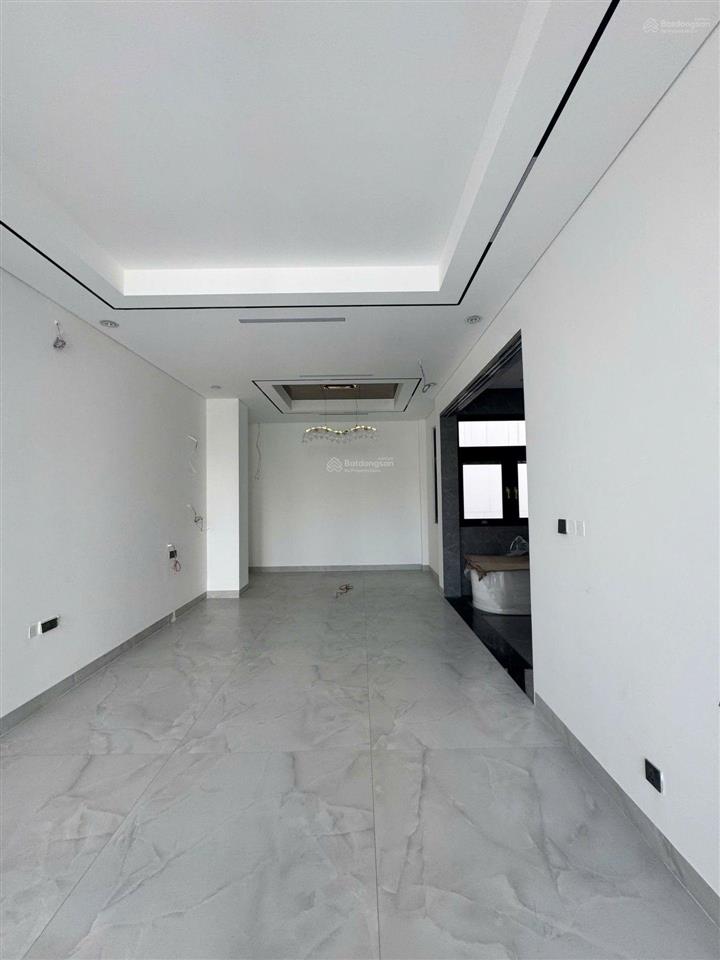 Biệt thự mặt tiền nằm lòng tân quy  lâm văn bền quận 7  nhà hiện đại có thang máy