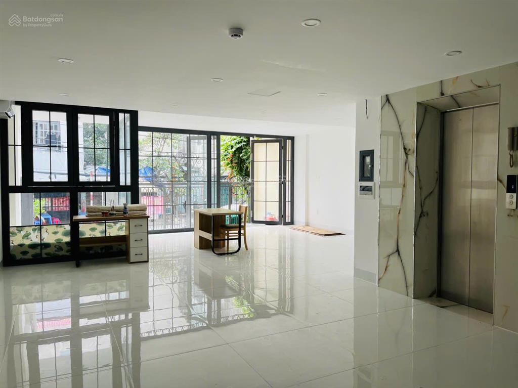 Cho thuê mặt bằng kd vp, 150m2 sàn sẵn mới keng có máy lạnh  lý phục man  gần nguyễn thị thập