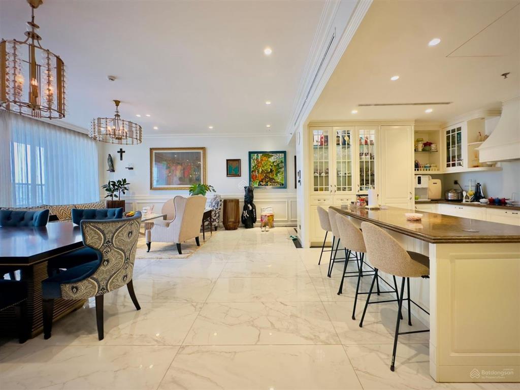 Cc sunrise city 163m2 3pn  tầng 15  giá 16 tỷ nhỉnh  nhà làm nội thất rất đẹp  có sổ hồng