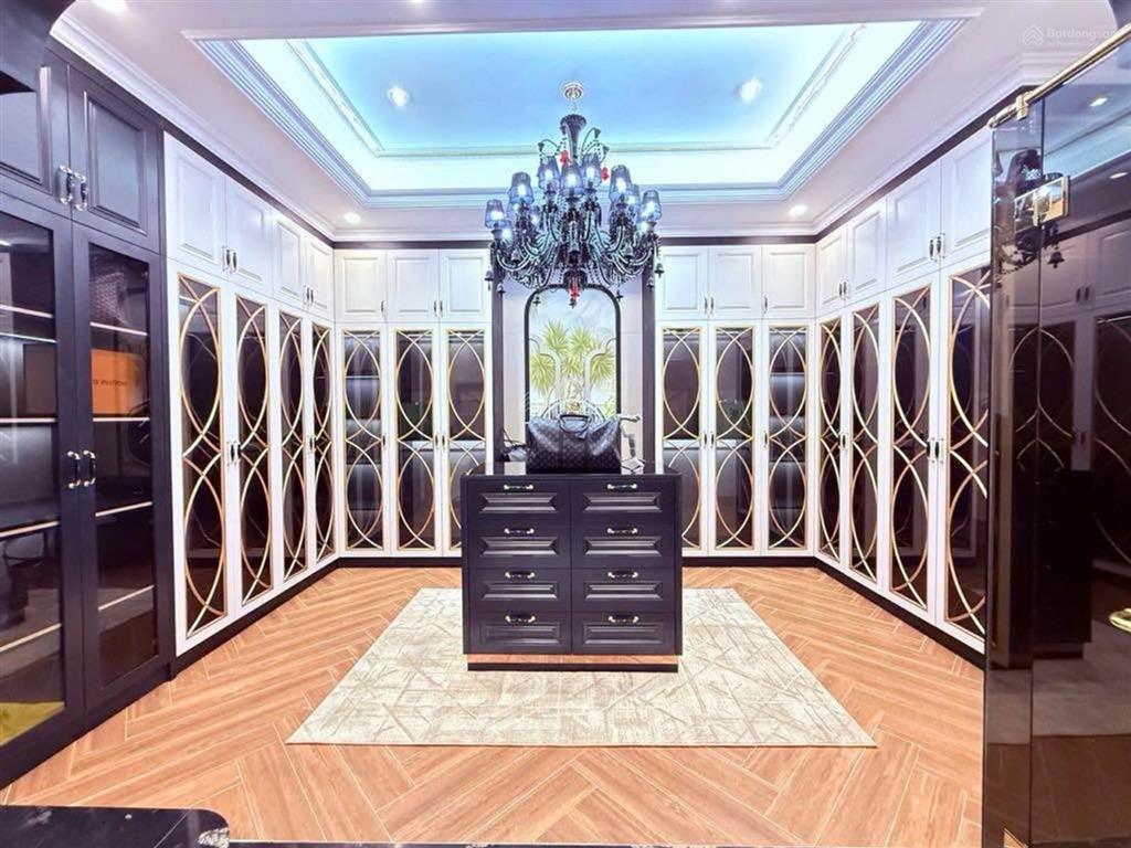 Mặt tiền đường số chợ tân mỹ cạnh nguyễn thị thập, phú mỹ hưng, thiết kế rất gu style indochine q7