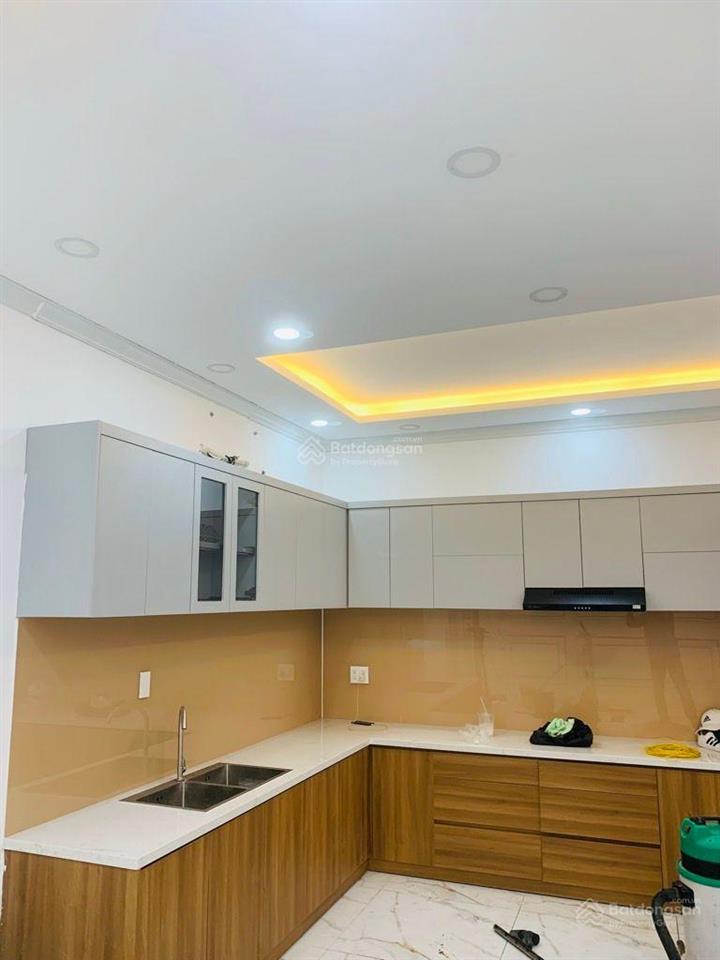 Biệt thự mini nguyễn thị thập q7, ngang 7.5m trệt 2 lầu nhà mới thiết kế tân cổ điển, có sân để oto