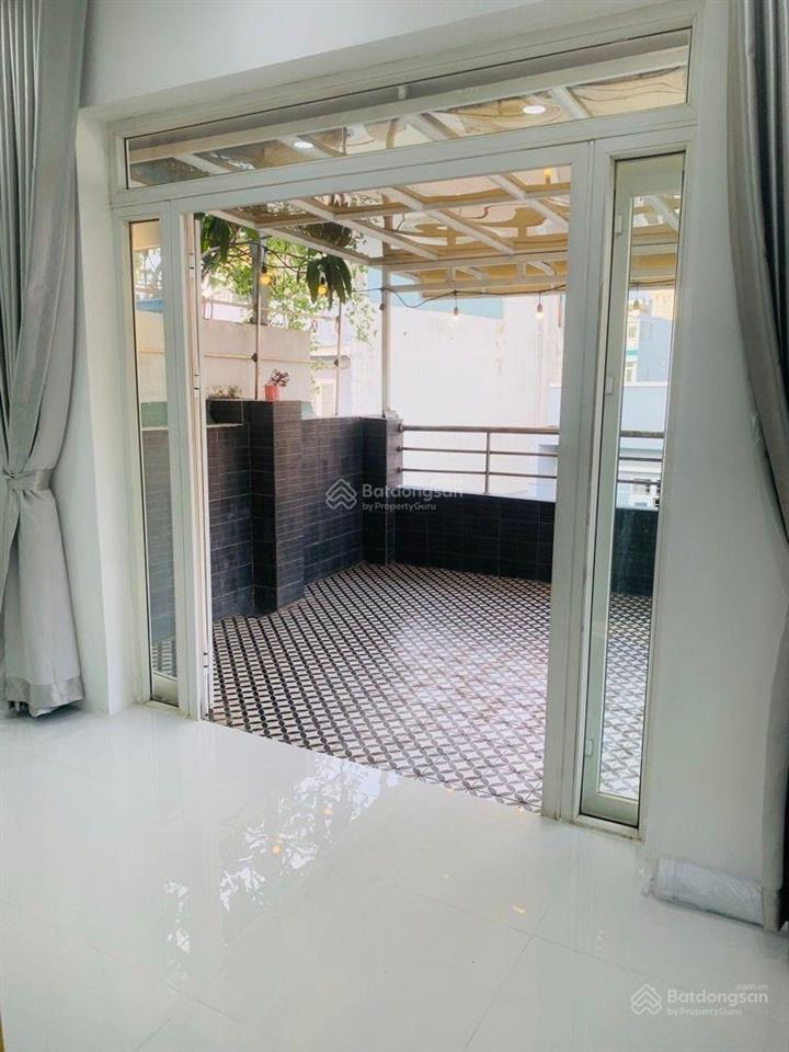 Biệt thự mini nguyễn thị thập q7, ngang 7.5m trệt 2 lầu nhà mới thiết kế tân cổ điển, có sân để oto