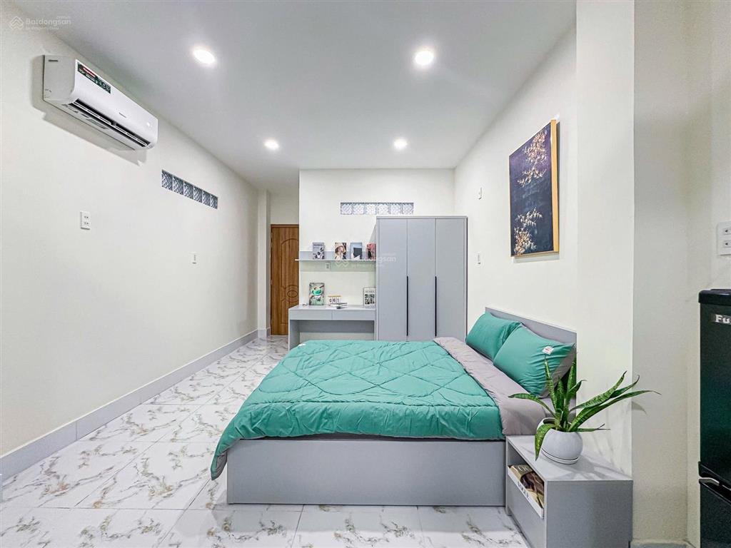 Cho thuê phòng tách bếp mới tinh full nội thất tân kiểng nguyễn thị thập lotte mart
