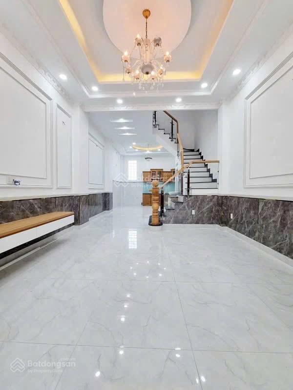 Nhà cho thuê nguyên căn 4pn 5wc sẵn ntcb ở ngay được