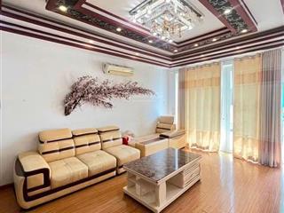 Cho thuê nhà ngay cầu phú xuân q7