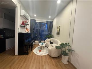 Gấp lắm rồi, chuyển nhà nên cần bán nhanh căn 1pn full nt ehomes  đối diện global city giá 1ty6