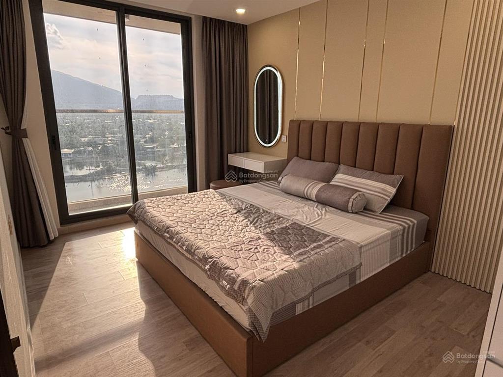 Cho thuê nhanh căn góc 2pn, view sông full nội thất đẹp giá chỉ 17tr/ tháng.  xem nhà 0986 782 ***