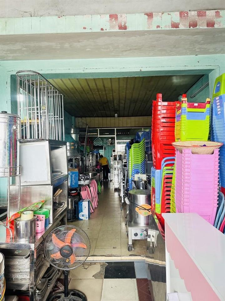 Phạm văn bạch 15 tân bình  nhà mặt đường