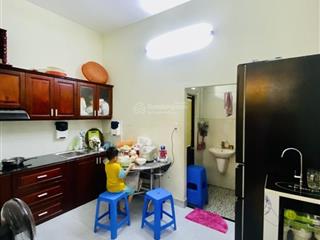 Phạm văn bạch 15 tân bình  dt rộng  nhà mới đẹp