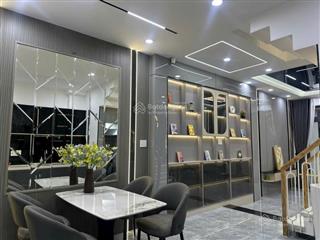 Huỳnh văn nghệ phường 15 tân bình  sân để xe rộng rãi  full nội thất cao cấp