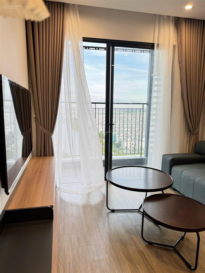 Chính chủ cho thuê căn p4 view hồ dự án vinhomes ocean park 1 gia lâm