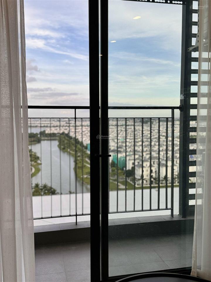 Chính chủ cho thuê căn p4 view hồ dự án vinhomes ocean park 1 gia lâm