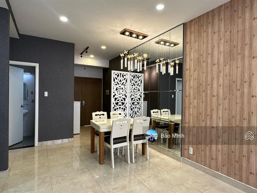  ngay! chính chủ cần bán gấp căn hộ luxcity quận 7 dt 68m2 2pn2wc giá 1tỷ890 nội thất đầy đủ