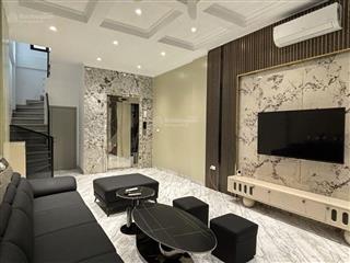 Giảng võ  40m x 7 tầng thang máy  gara ô tô  view cao thoáng mát  nội thất cao cấp  21,5 tỷ