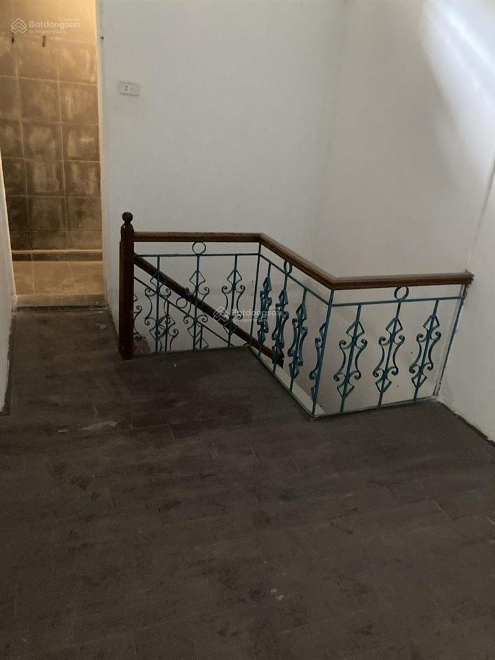 Cho thuê nhà riêng tại phố liên trì, giá ưu đãi 11 triệu vnd, 65 m2, 4pn, 2wc