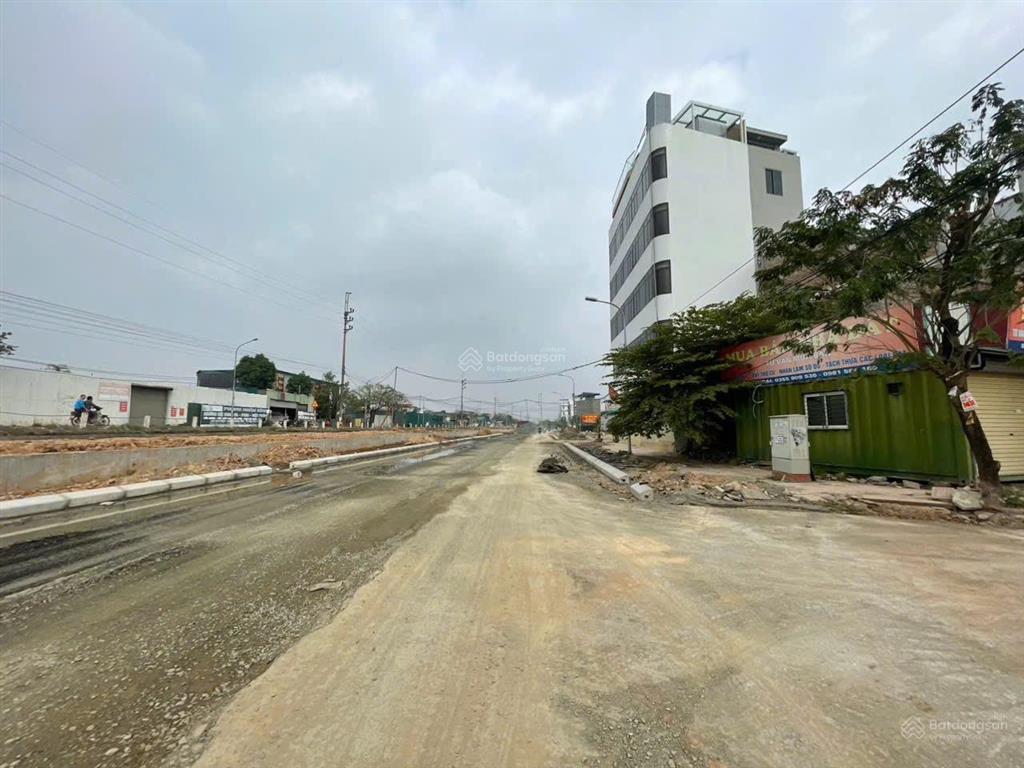 Cần bán dt 62m mt 4.1m dịch vụ song phương sơn đồng vỉa hè 2.5m hàng hiếm giá tốt cho nhà đầu tư