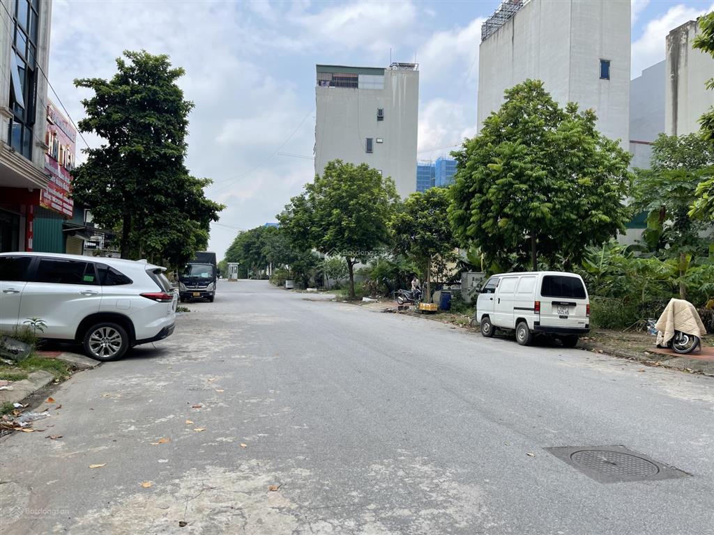 Chính chủ bán 50m đất dịch vụ dương nội hà đông gần aeonmall giá hời thị trường