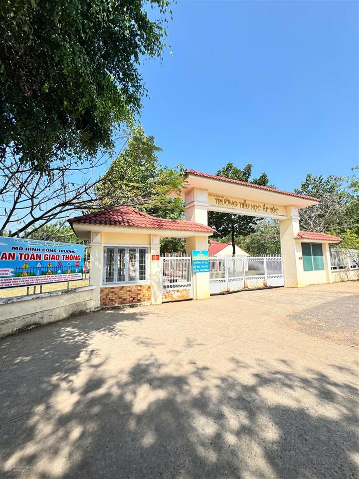 Đất nển thạnh đứctây ninh 299 sẳn thổ cư