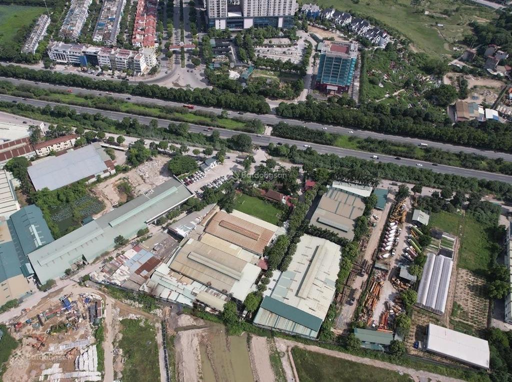 Bán 2.400m2 đất tcln, mặt tiền gần 40m lô góc siêu đẹp tại đại lộ thăng long