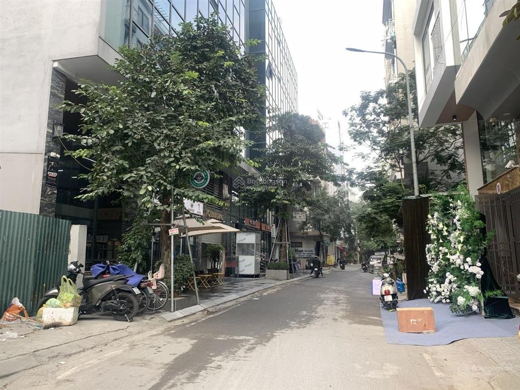 Chính chủ bán nhà ngõ phố thanh xuân căn góc 2 mặt thoáng ô tô đỗ cửa  12 tỷ