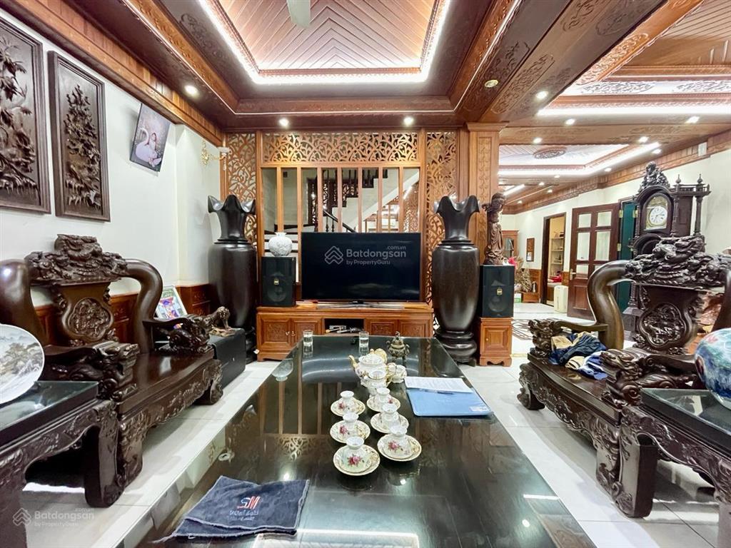 Bán gấp biệt thự khu đô thị tây nam linh đàm. 200m 4 tầng, mặt tiền 10m , giá 75 tỷ.