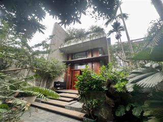 Giảm chào mạnh biệt thự vườn long biên. 757m 3 tầng, mt 18m, giá 93 tỷ