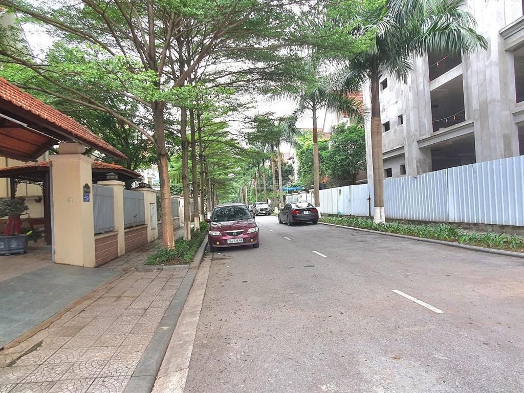 Bán biệt thự đơn lập kđt an hưng, hà đông. 306 3 tầng , mt 12m , giá hơn 80 tỷ