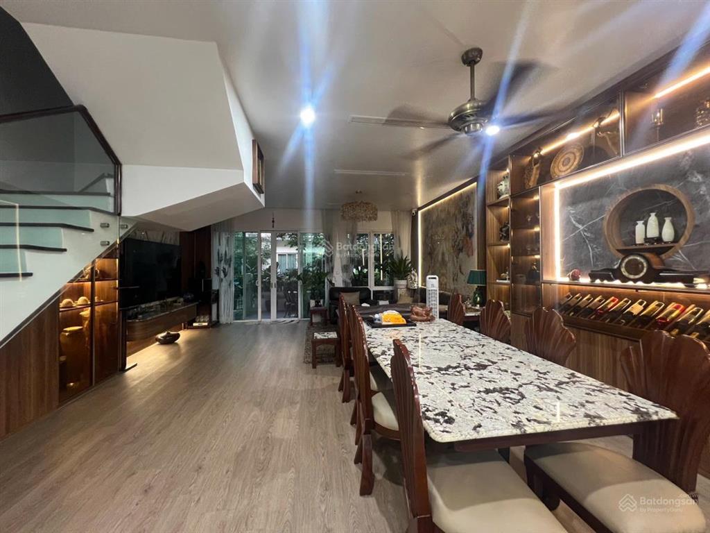 Hiếm ! biệt thự liền kề park city hà đông, sân vườn 120m giá 40 tỷ